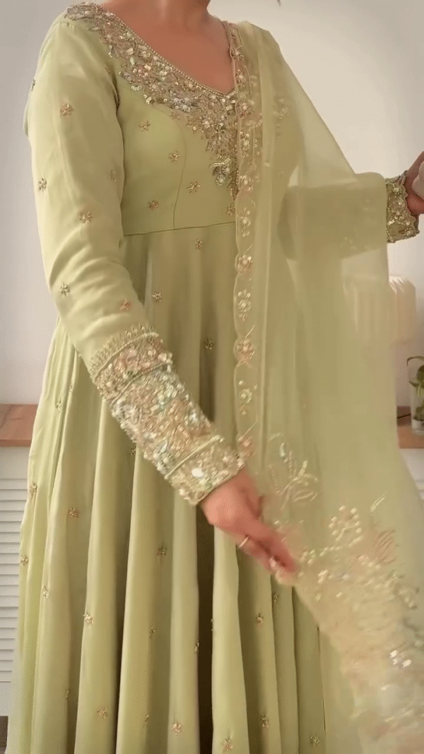 💚 Ethnic Charm – Light Green Festive Anarkali with Dupatta 🌸🌟 - Image 4