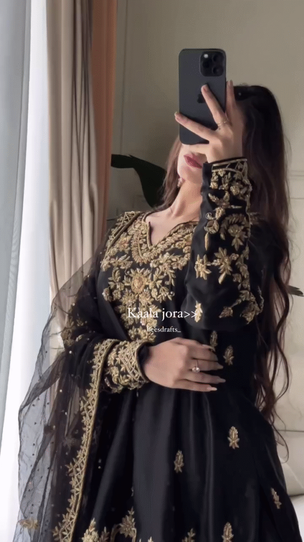 🖤 Regal Beauty – Designer Black Outfit with Golden Detailing 👗✨ - Image 5